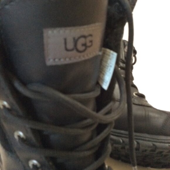 NWT & BOX UGG BUTTE MENS Size 9 - Picture 6 of 7